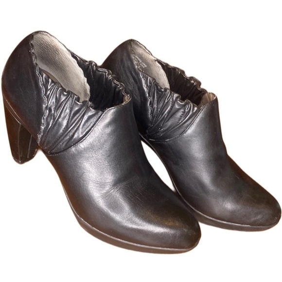 Umberto Raffini signature black Leather platform ankle boots Eu 39 US 8.5 - Picture 1 of 14